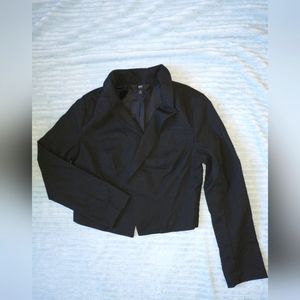 Cropped tuxedo blazer